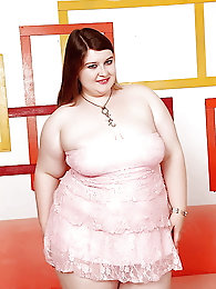 Shy youthfull plumper wifey