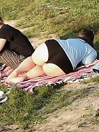 Round and gorgeous 200