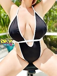 Plump MILFs expose themselves without panties in provocative poses